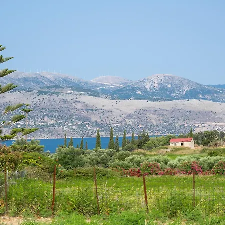 Agapanthus Retreat * Kouvalata
